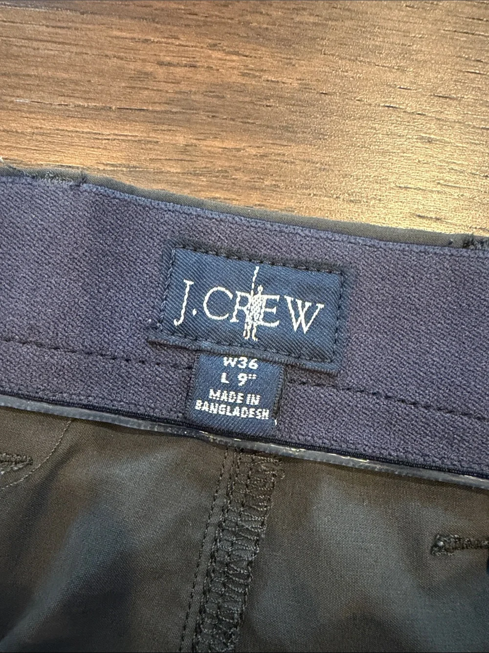 J. Crew 9” Tech Short in Dark Gray Size 36 - C10-052